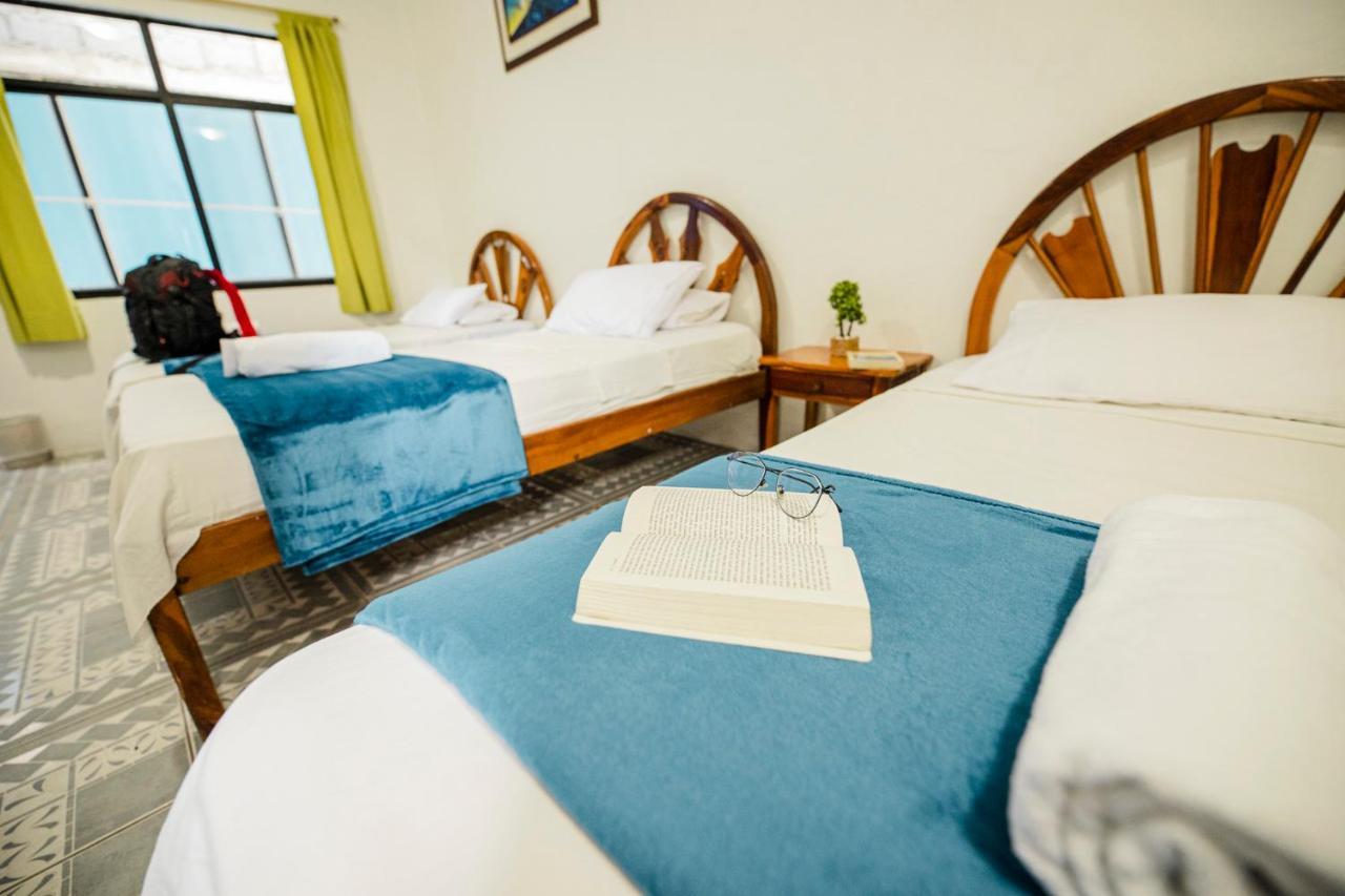 Hostal Gardner Galapagos Puerto Ayora  Kültér fotó