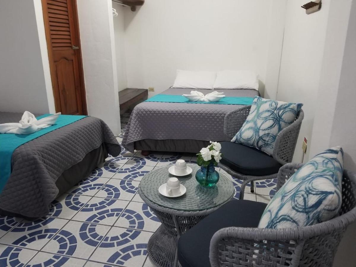 Hostal Gardner Galapagos Puerto Ayora  Kültér fotó